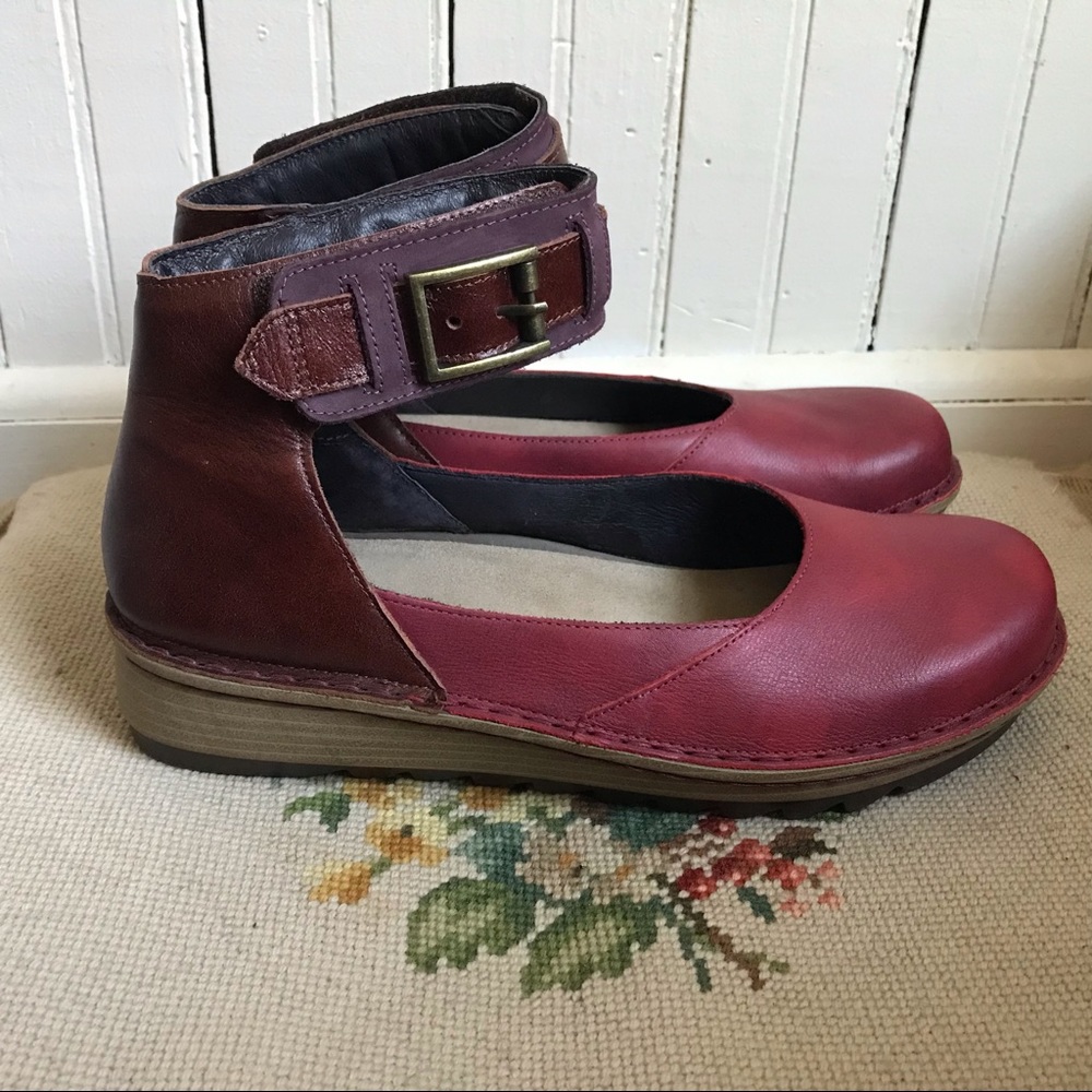 Naot Leather Sycamore Mary Jane Flat 40